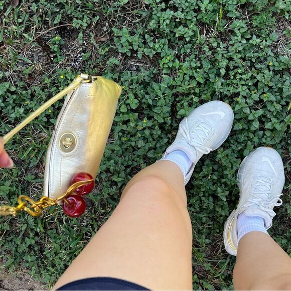 COACH Gold Y2K Shimmer Metallic Turnlock Baguette Hobo Shoulder SoHo Hampton - Picture 4 of 13